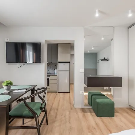 Pazari I Ri - Self Check-in - Fast Wifi - Late Check-out *