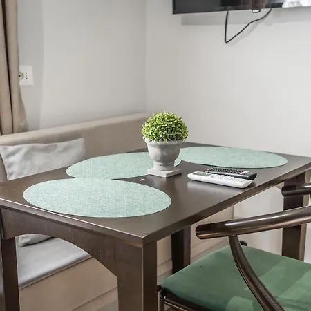 Pazari I Ri - Self Check-in - Fast Wifi - Late Check-out * 티라나