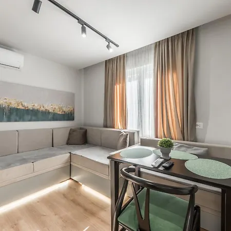 Pazari I Ri - Self Check-in - Fast Wifi - Late Check-out 티라나