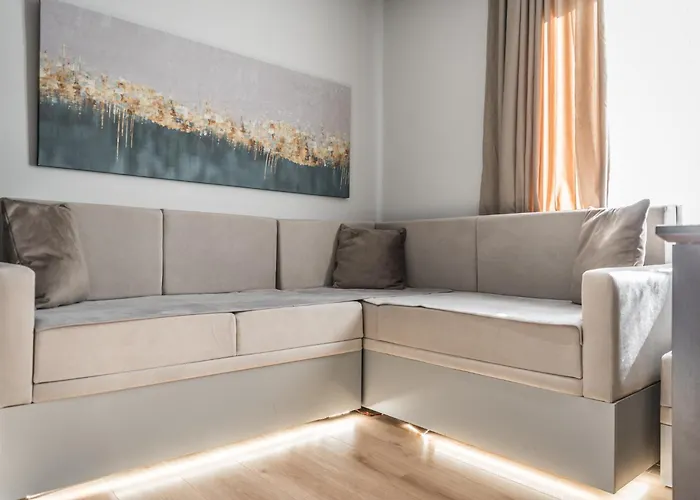 Pazari I Ri - Self Check-in - Fast Wifi - Late Check-out Tirana